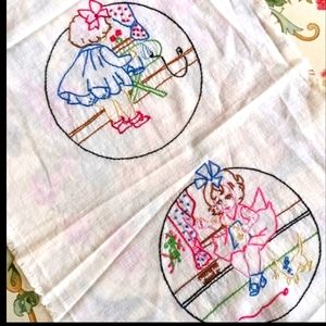 FABULOUS VINTAGE 194OS DUAL, CREWEL WORK PILLOW COVERS, ART WORK ! UNUSED!